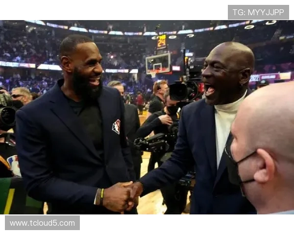 魔术师约翰逊传奇人生与NBA辉煌时代的交织之路 魔术师约翰逊传奇人生与NBA辉煌时代的交织之路