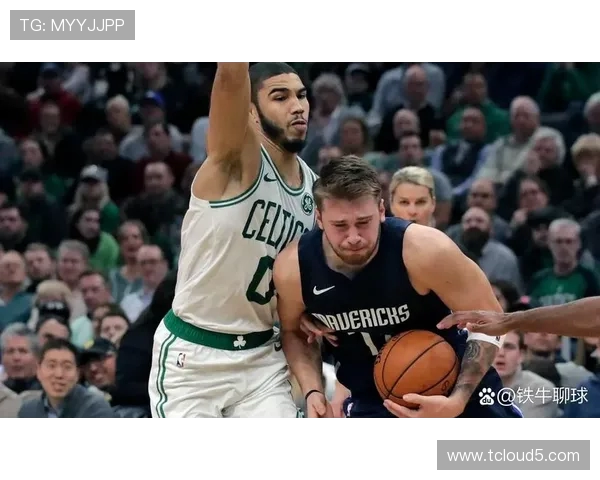 弗拉门戈对阵焦点大战解析全面剖析球队攻防策略与胜负关键 弗拉门戈对阵焦点大战解析全面剖析球队攻防策略与胜负关键