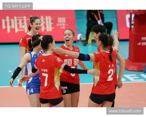 上海排球队团队协作深度解析与其他球队的比较分析