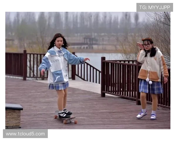 吴芳独家分享滑板技巧与心得体会助你快速提升滑板水平 吴芳独家分享滑板技巧与心得体会助你快速提升滑板水平