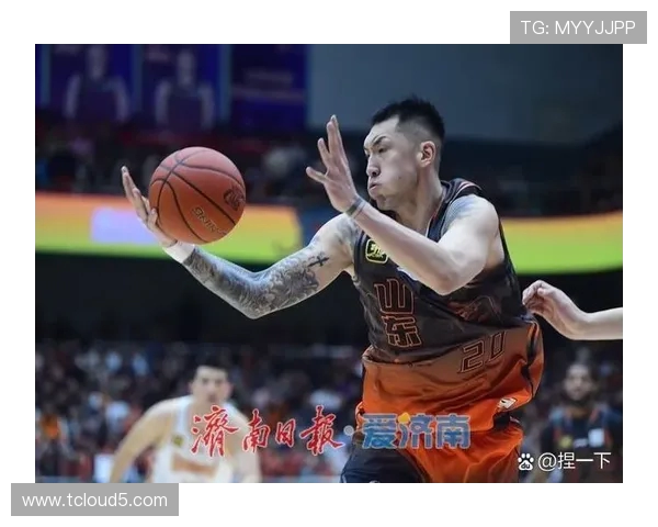 山东高速与山西汾酒激战正酣 展现顶级篮球风采与精彩对决 山东高速与山西汾酒激战正酣 展现顶级篮球风采与精彩对决