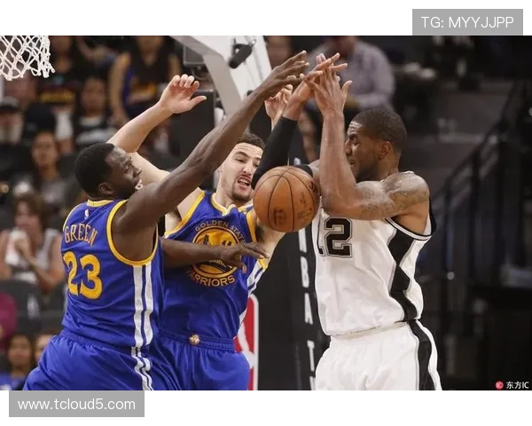 2013至2014赛季马刺与勇士的精彩对决与篮球战术分析